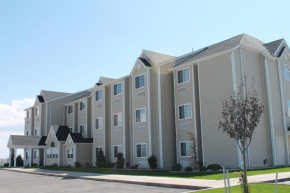 Гостиница Pronghorn Inn & Suites  Ролинс